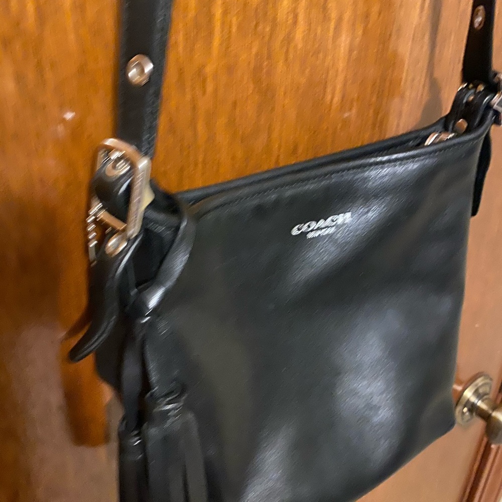 Coach shoulder bag - Picture 3 of 3